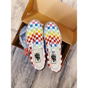 NWT 🌈 checkered Vans